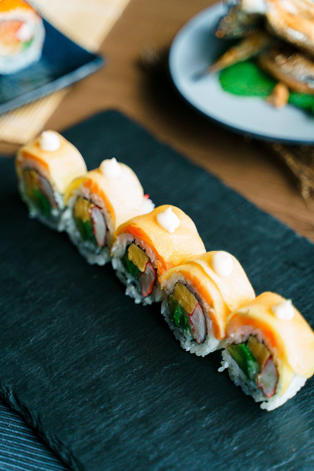 Salmon Sushi Roll